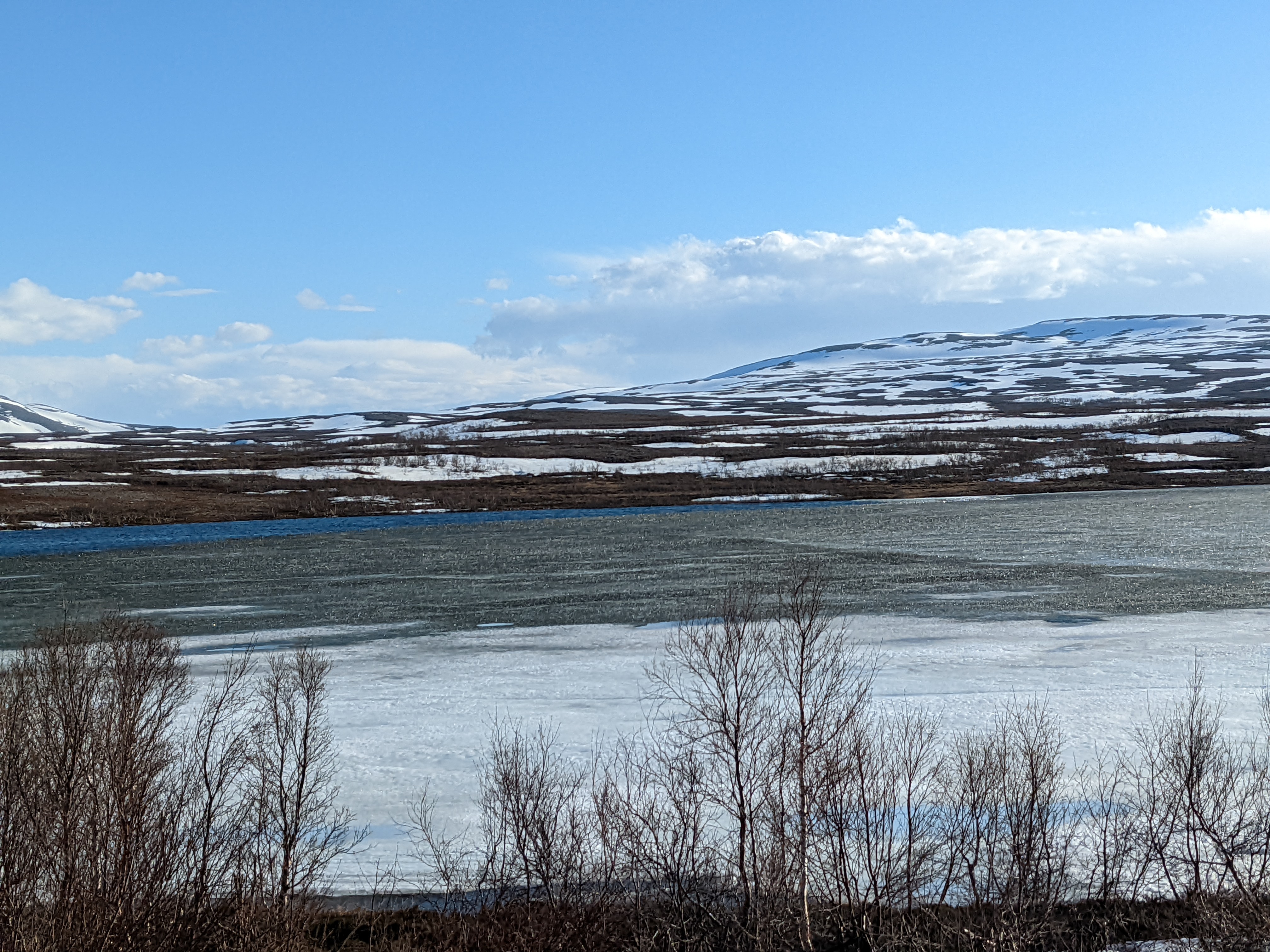 strange thaw patterns in the ice on the lakes