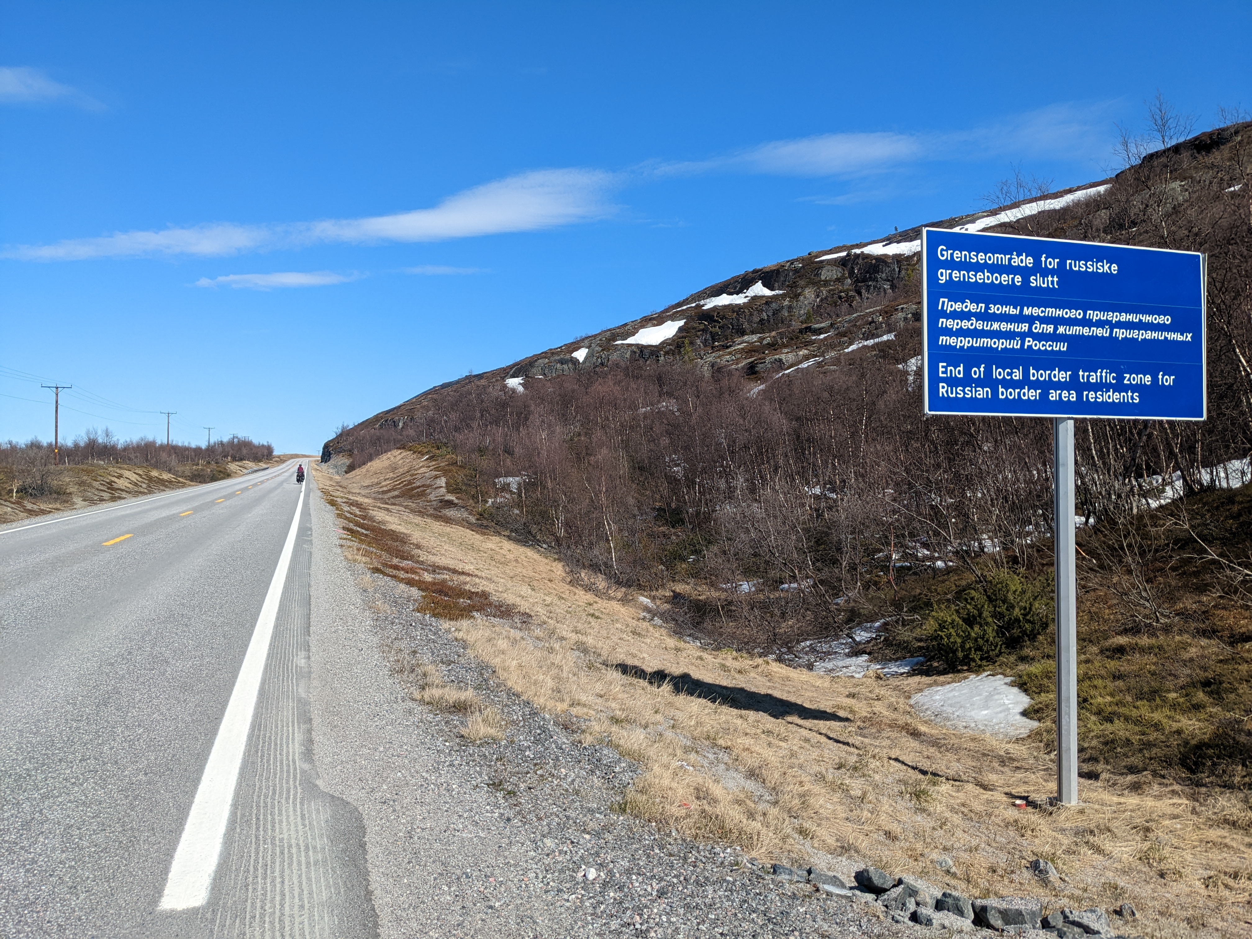 local border area signage